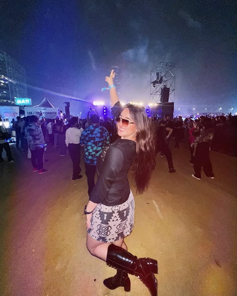 Post 8 by Ashnoor Kaur on Instagram (image)