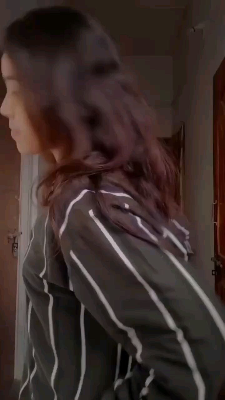 Post 10 by Jeniyas Jeliks on Instagram (video)