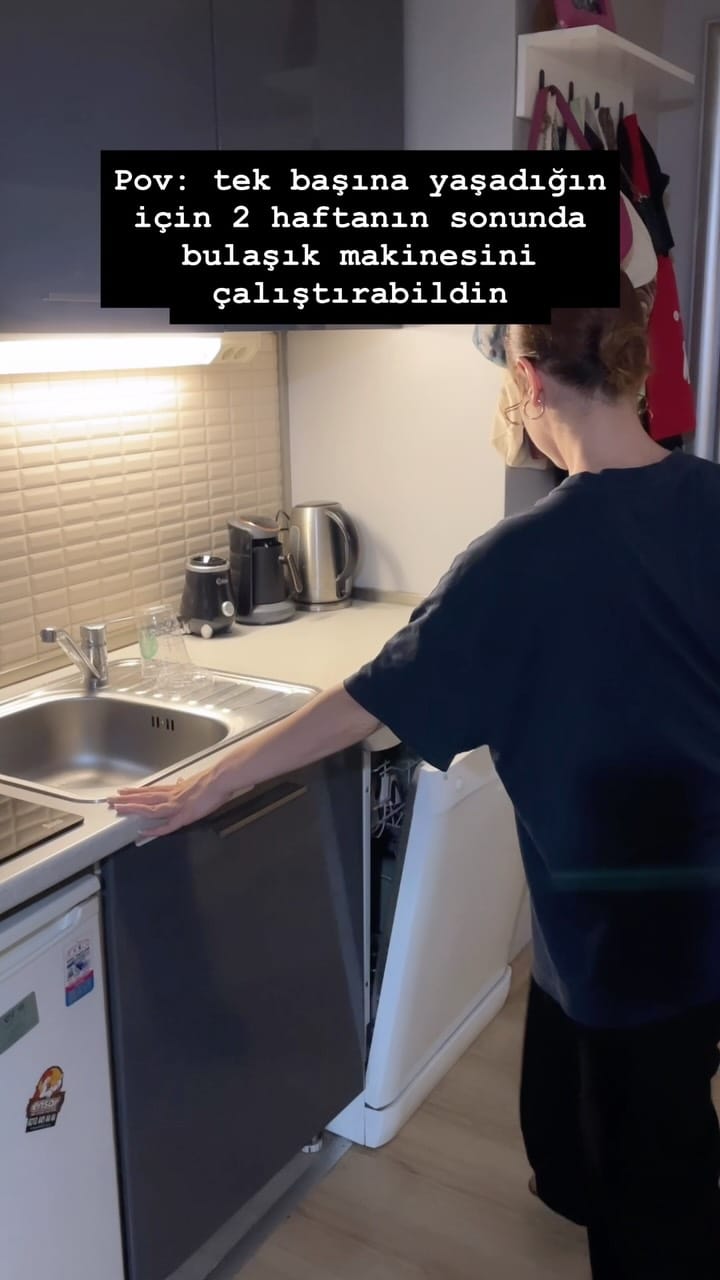 Post 1 by Ayşe Nur Deniz on Instagram (video)