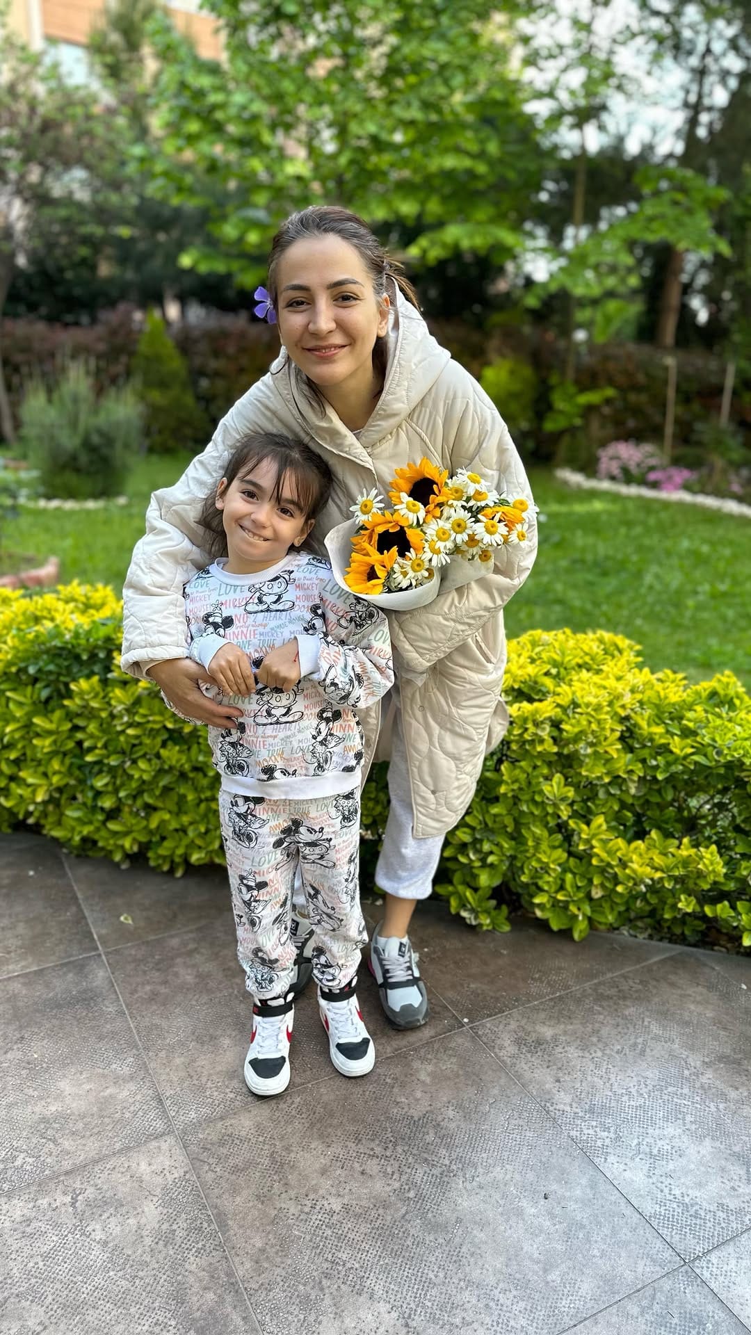 Post 1 by Ayşenur Parlak on Instagram (video)