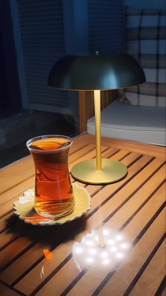 Post 6 by Esra Albostan on Instagram (video)