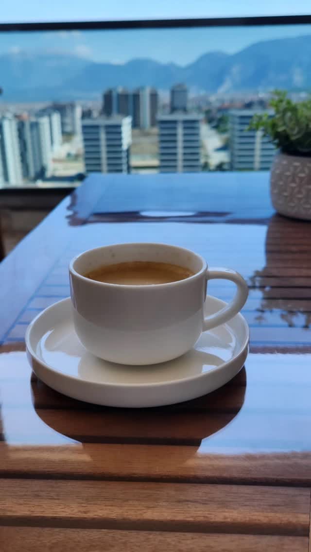 Post 9 by Esra Albostan on Instagram (video)