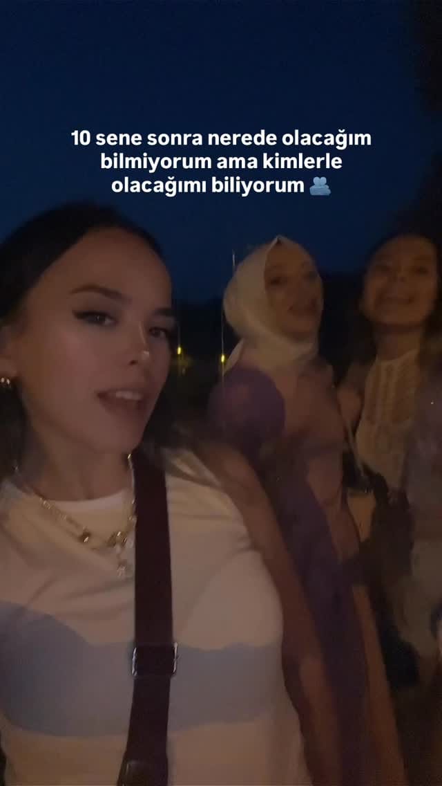 Post 2 by Betül Özcan Salih on Instagram (video)