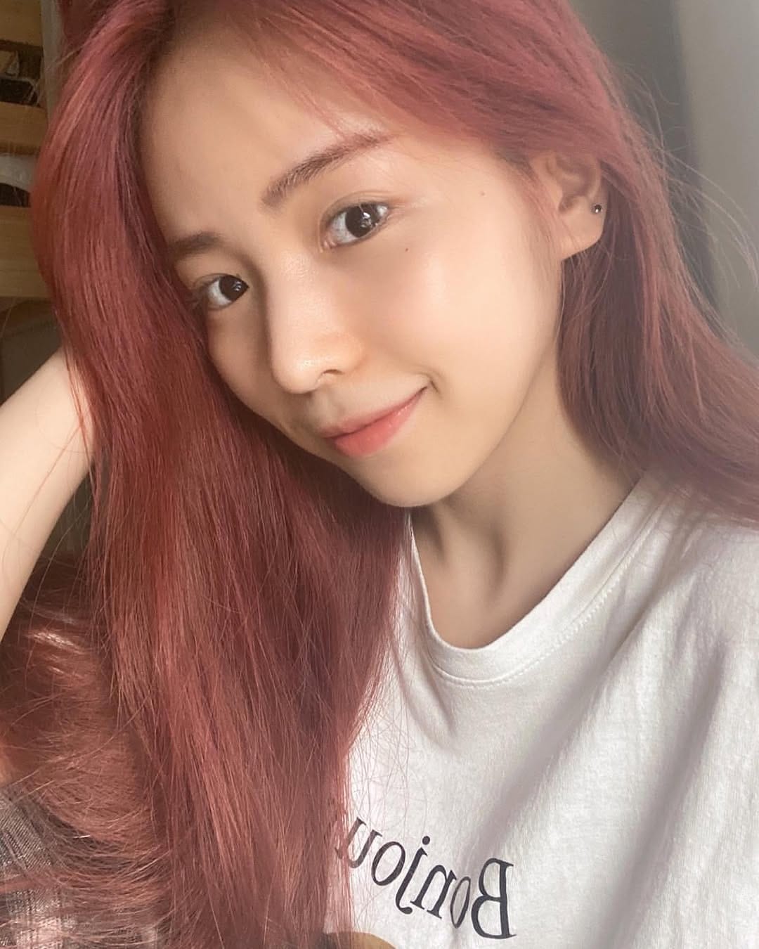 Post 4 by MAYA(マヤ)❤️NiziU(ニジュー) on Instagram (carousel)