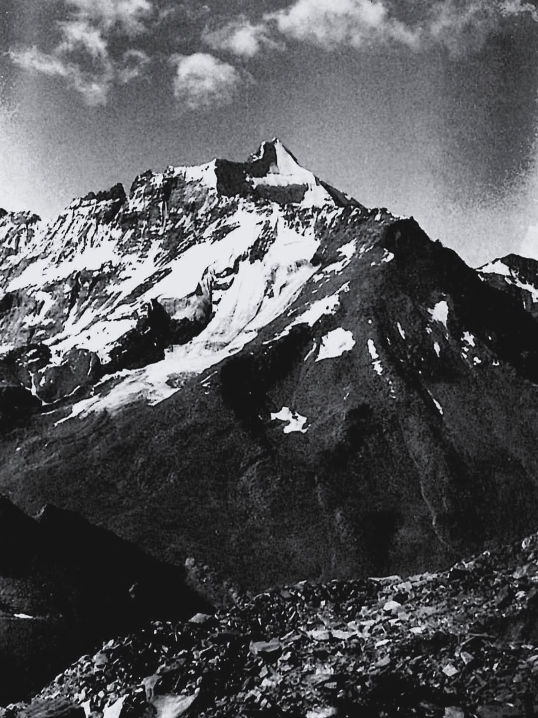 Post 7 by Himalaya History on Instagram (image)