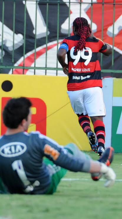 Post 9 by Fla Paixão oficial on Instagram (video)