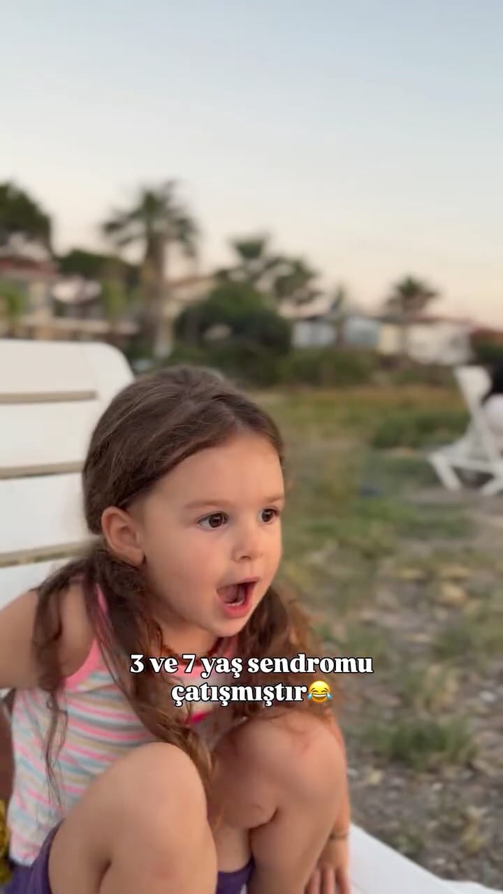 Post 7 by Elif Ecem Aydın on Instagram (video)