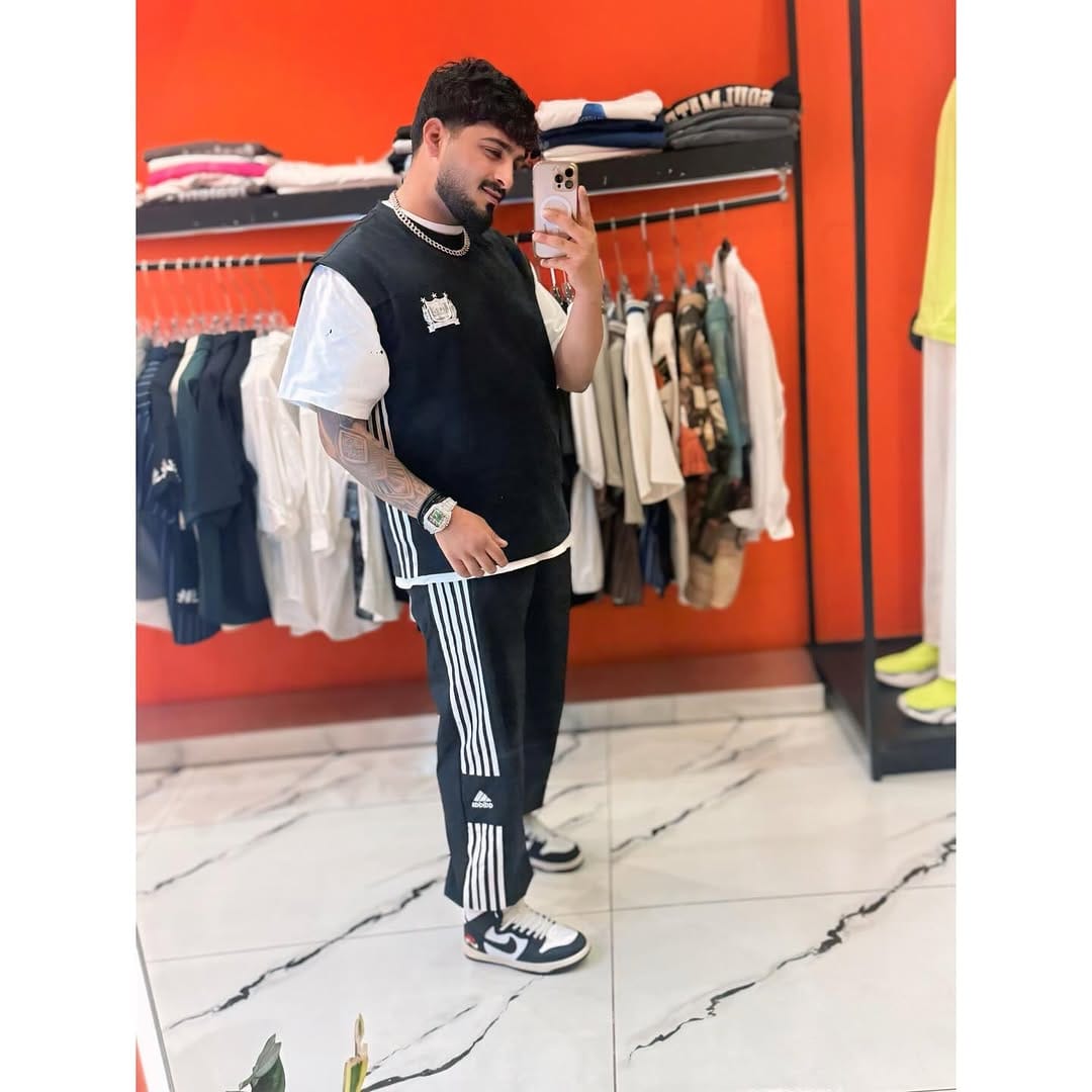 Post 2 by حمودي بن باقي ✪ on Instagram (carousel)