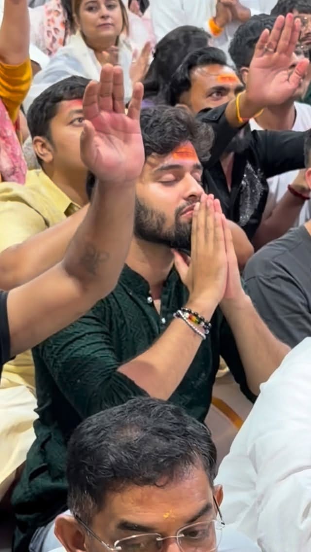 Post 2 by Manav Mehta on Instagram (video)