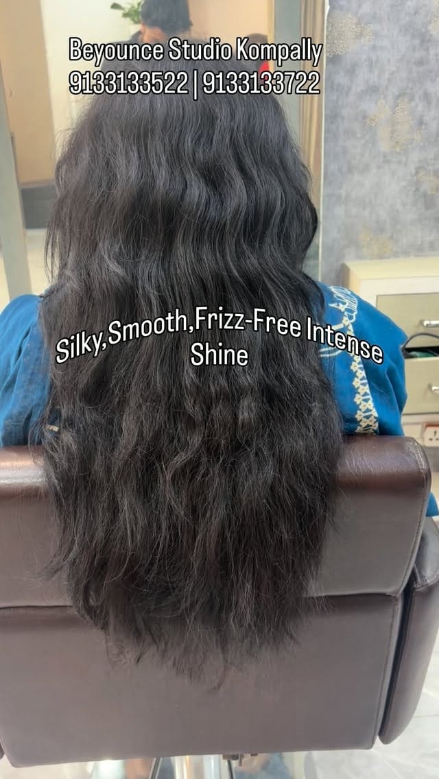 Post 1 by Masarath Makeup Artist on Instagram (video)