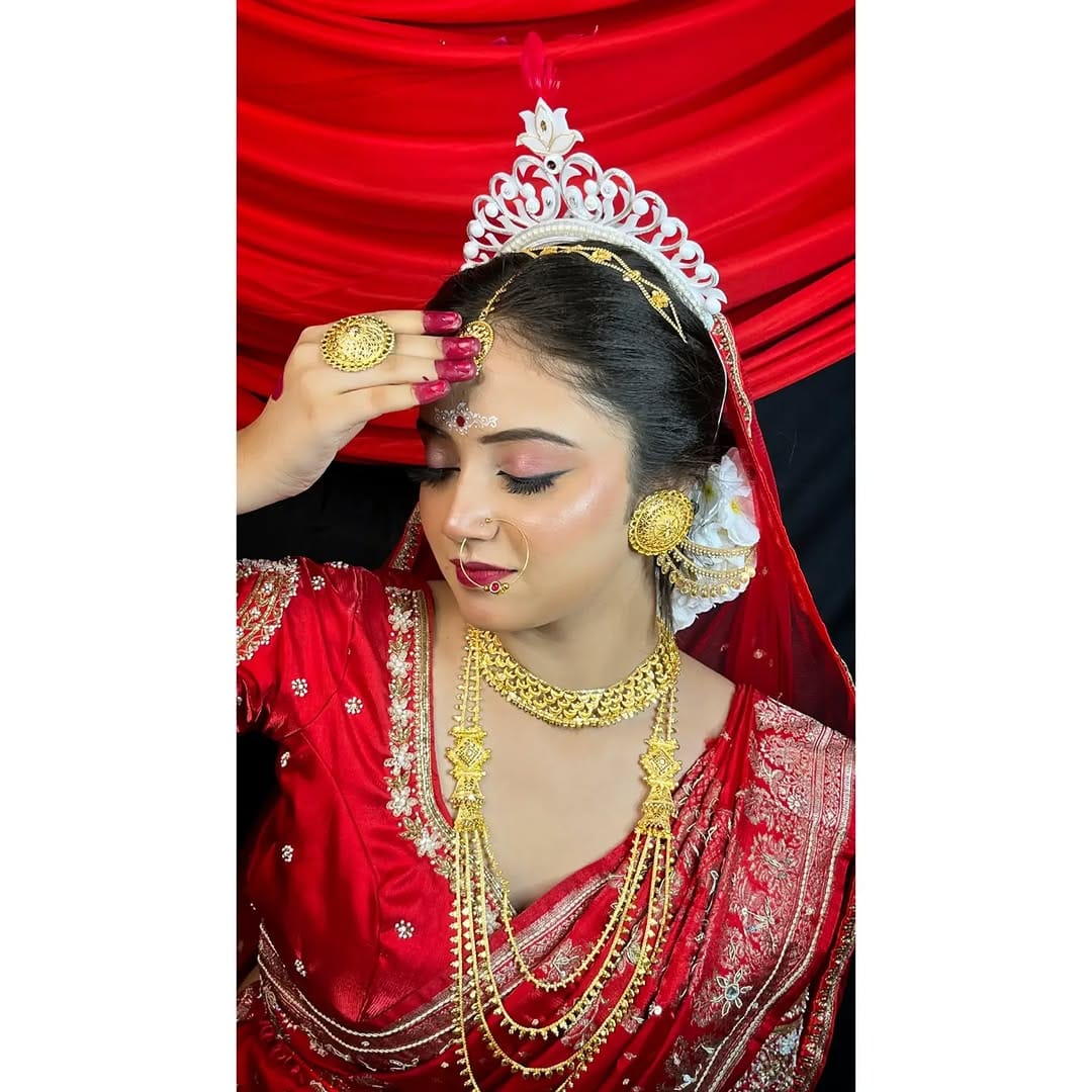 Post 9 by 𝘼𝙝𝙖𝙣𝙖❤ on Instagram (carousel)