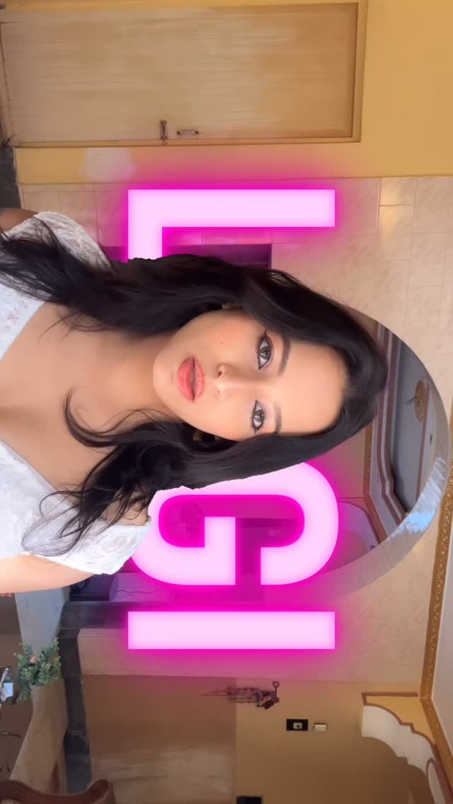 Post 8 by Aaria Banerjee on Instagram (video)