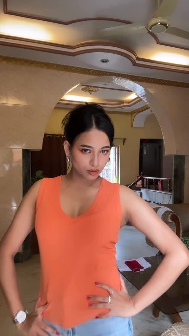 Post 5 by Aaria Banerjee on Instagram (video)