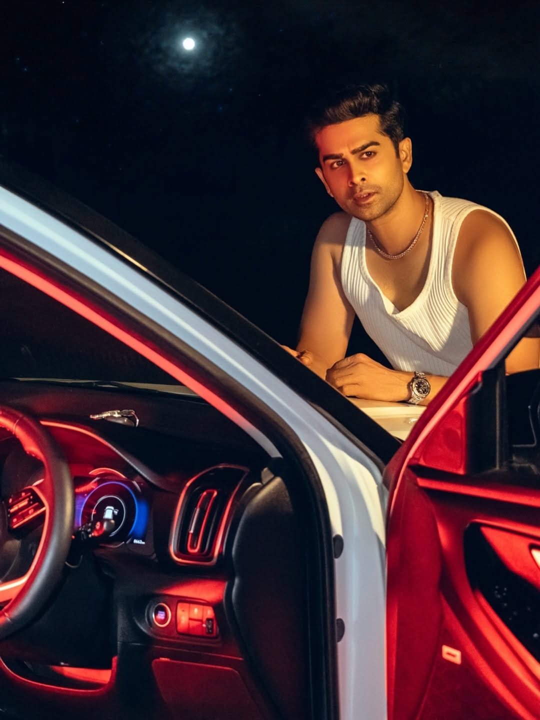 Post 4 by Ali Khan on Instagram (image)