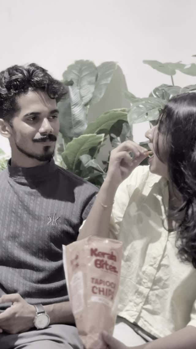 Post 4 by pooja on Instagram (video)