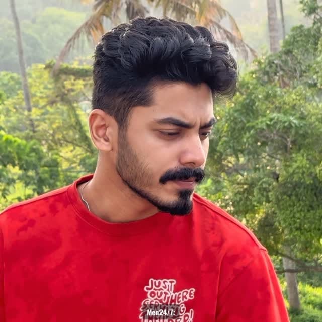 Post 5 by pooja on Instagram (video)
