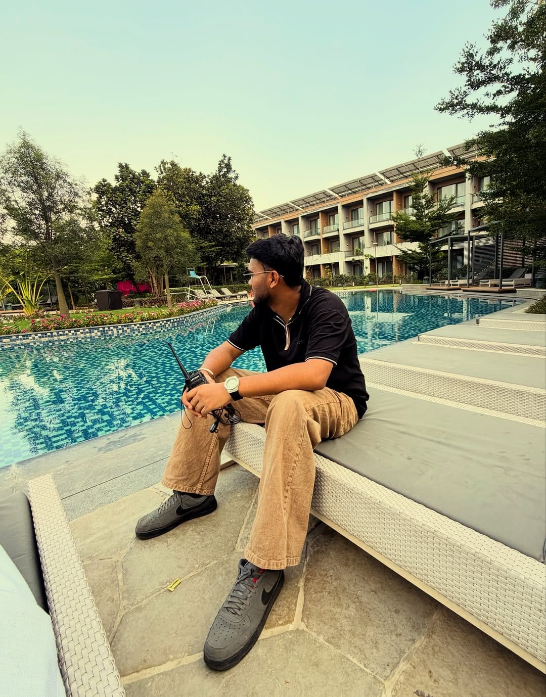 Post 5 by Ayaan 🇮🇳 on Instagram (carousel)