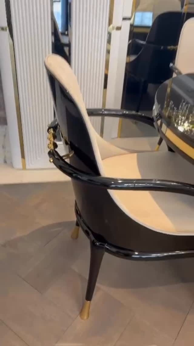 Post 1 by Semih Görür on Instagram (video)