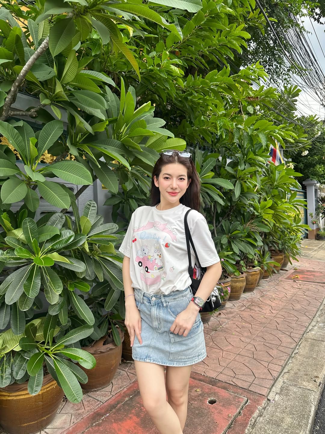 Post 6 by BEAM JIRATCHAYA on Instagram (carousel)