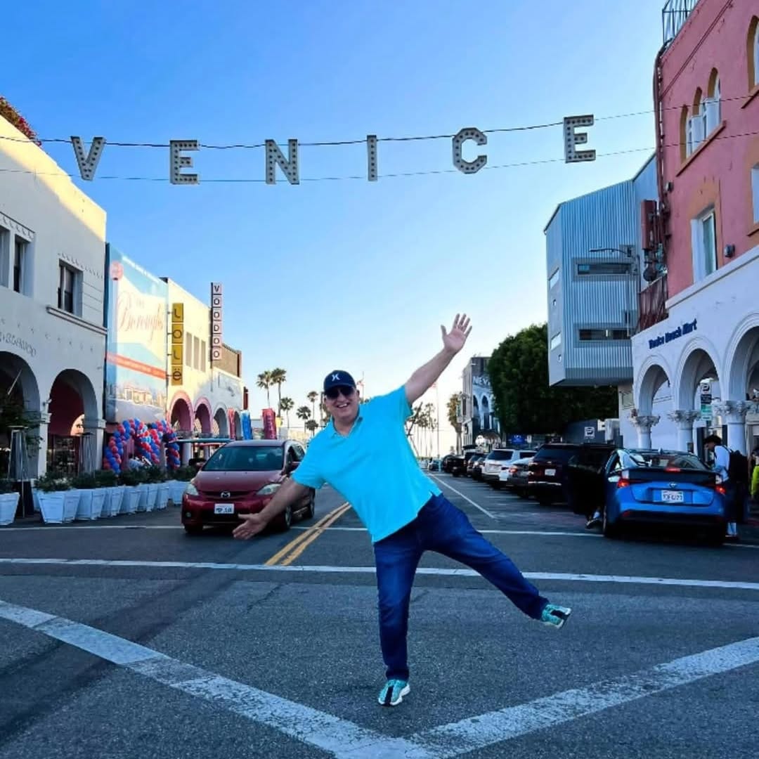 Post 3 by Venice Sign on Instagram (image)