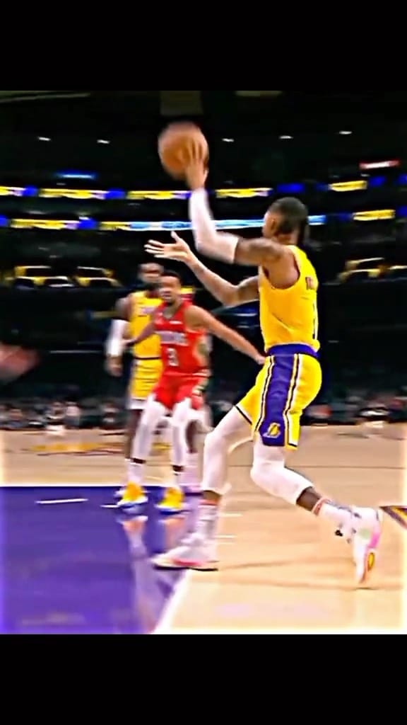 Post 2 by D’Angelo Russell Fan Page! on Instagram (video)