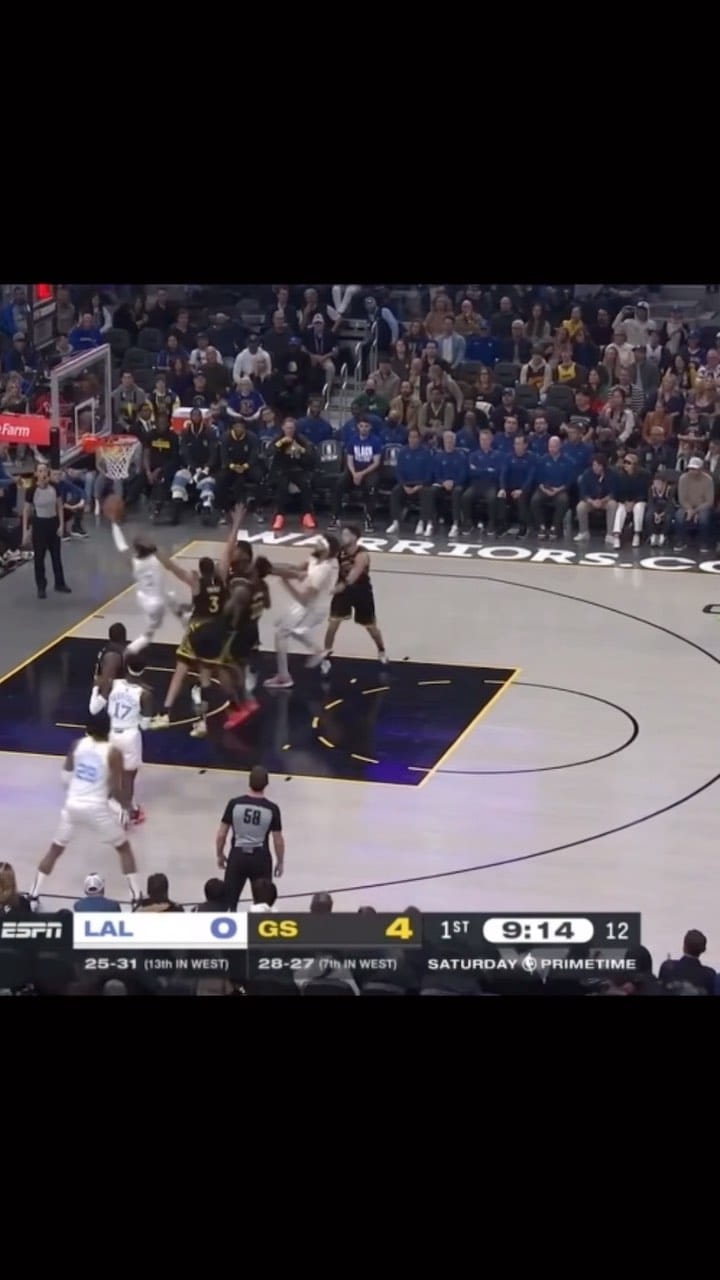 Post 5 by D’Angelo Russell Fan Page! on Instagram (video)
