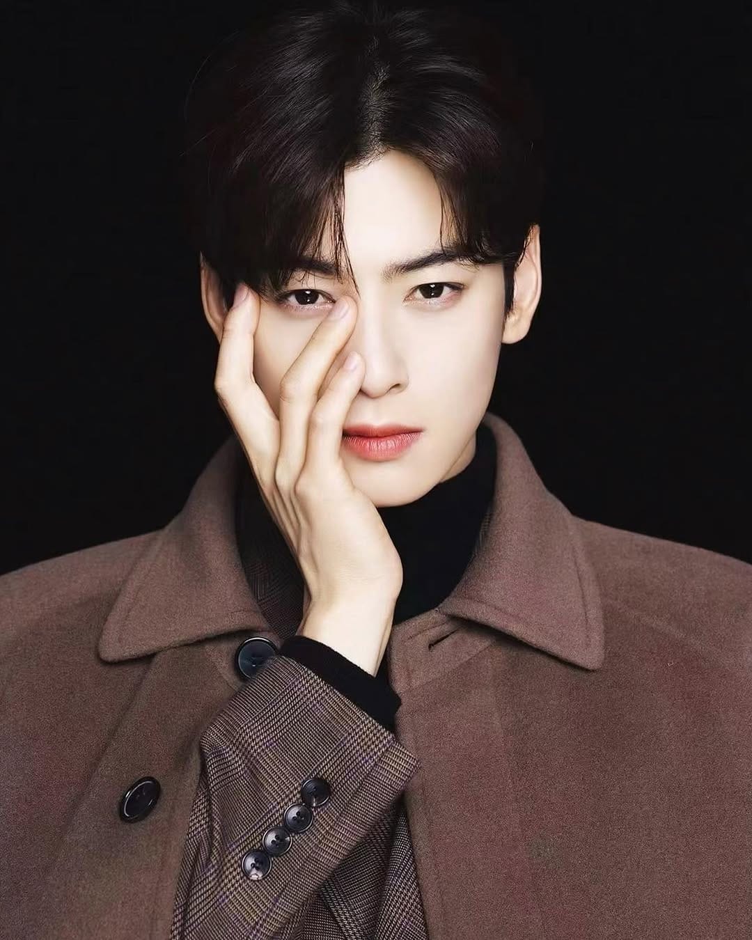Post 1 by CHAEUNWOO on Instagram (carousel)