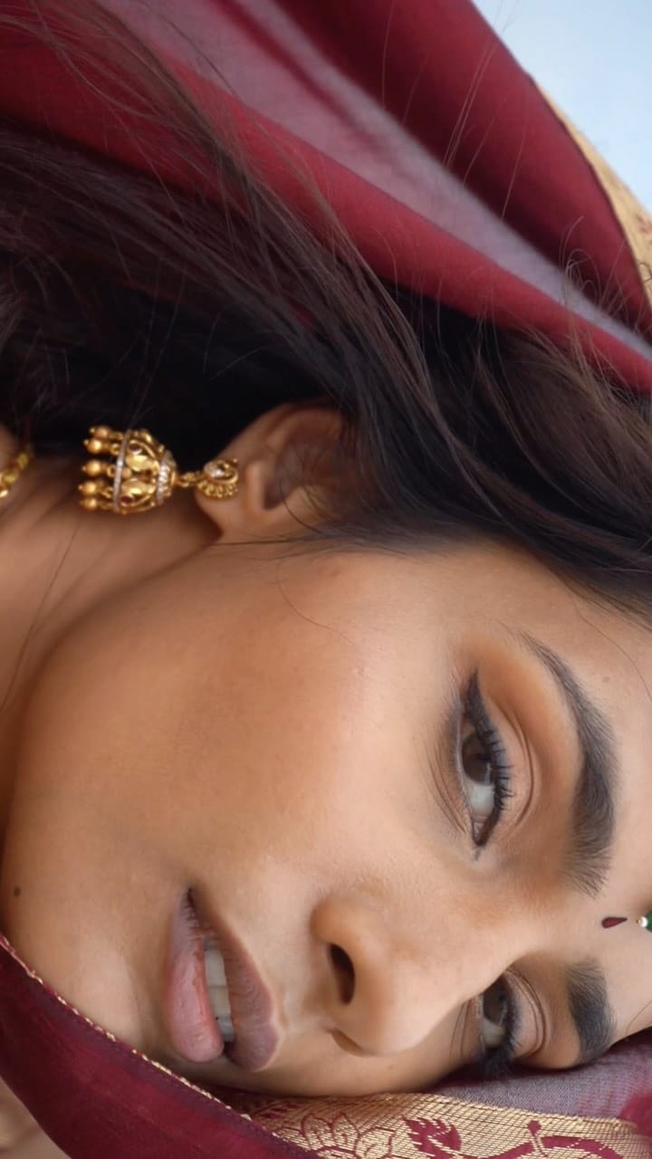 Post 2 by BHANVI BHARDWAJ on Instagram (video)