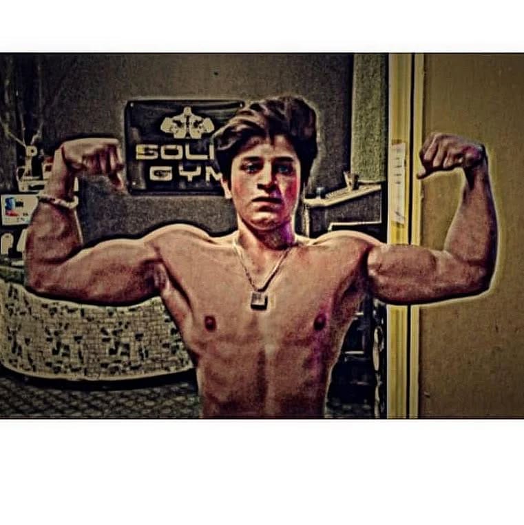 Post 4 by 🦁❤️سہیل🤴👿 on Instagram (image)