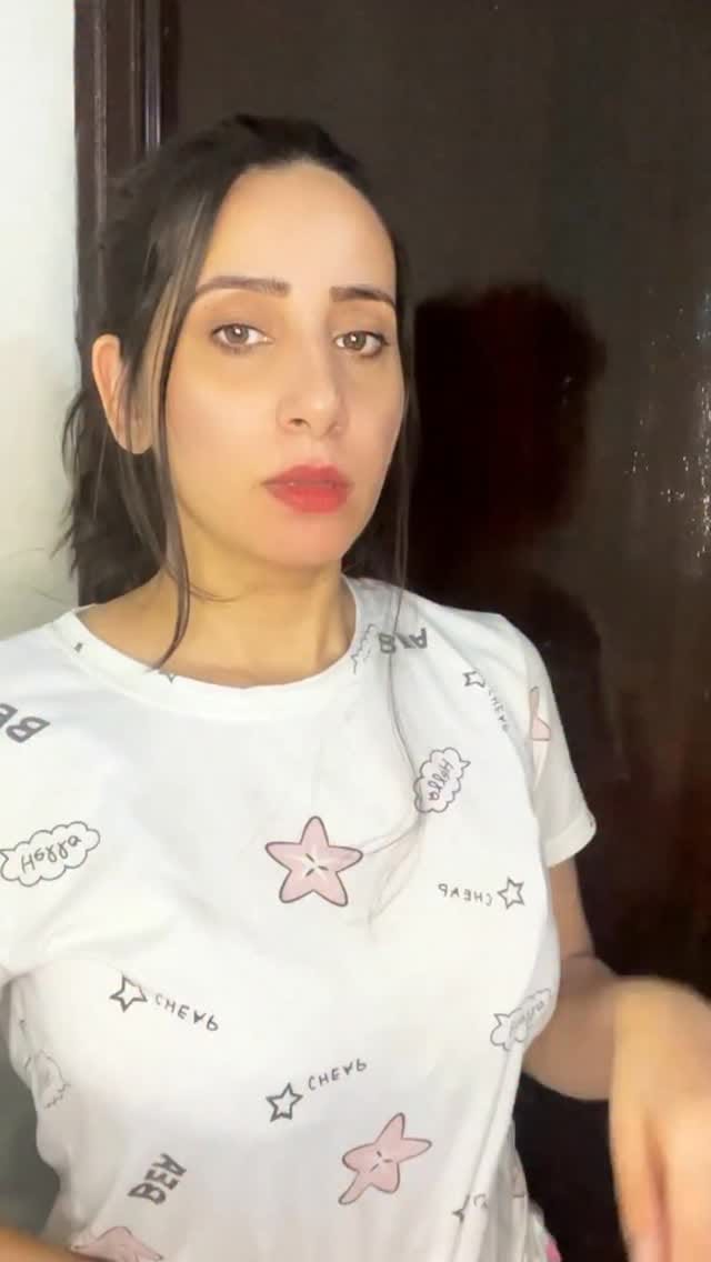 Post 2 by P R E R N A🌟 on Instagram (video)