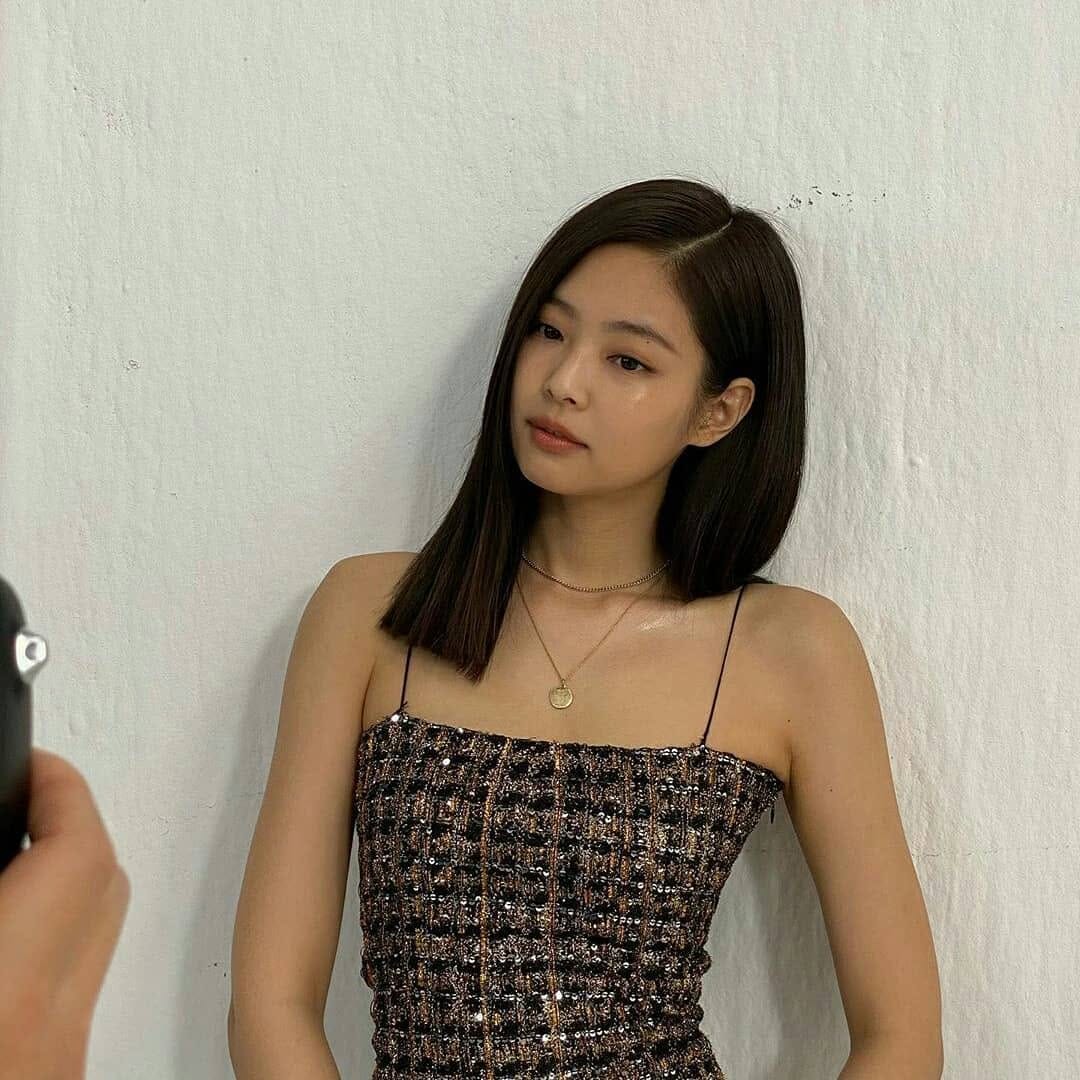 Post 1 by 😈🔥SEXY KPOP🔥😈 on Instagram (carousel)