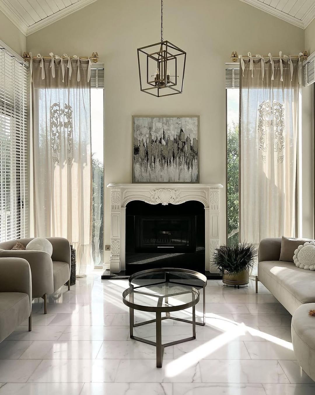 Post 10 by Likya Home Perde Tasarım on Instagram (image)