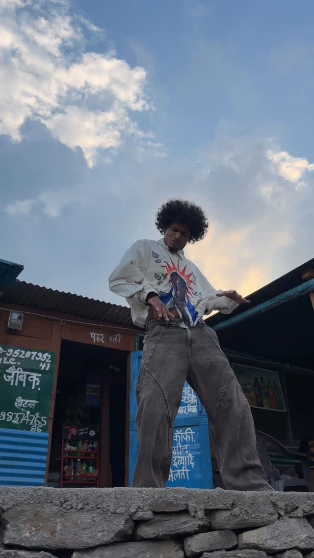 Post 7 by KUNAL SHAH on Instagram (video)