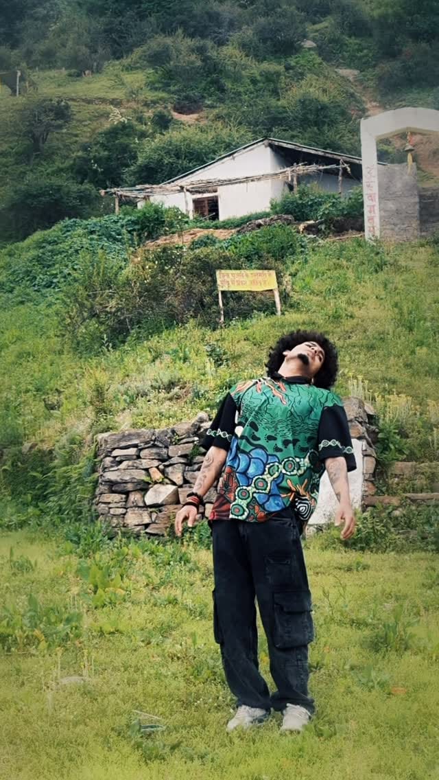 Post 6 by KUNAL SHAH on Instagram (video)