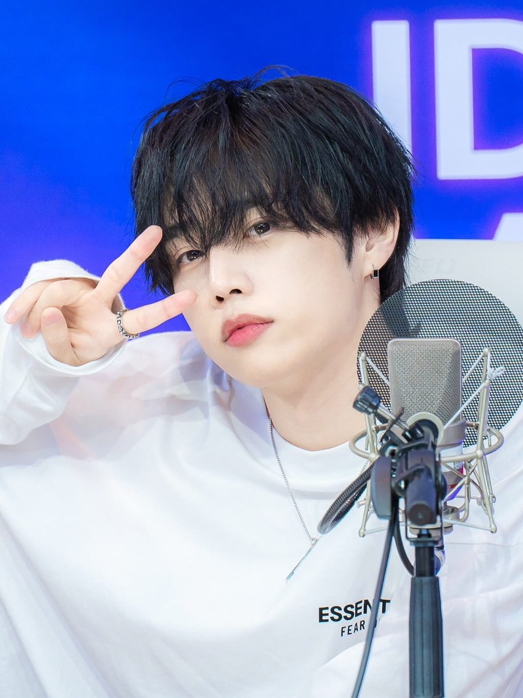 Post 1 by THE BOYZ SUNWOO (김선우)🦝 on Instagram (carousel)
