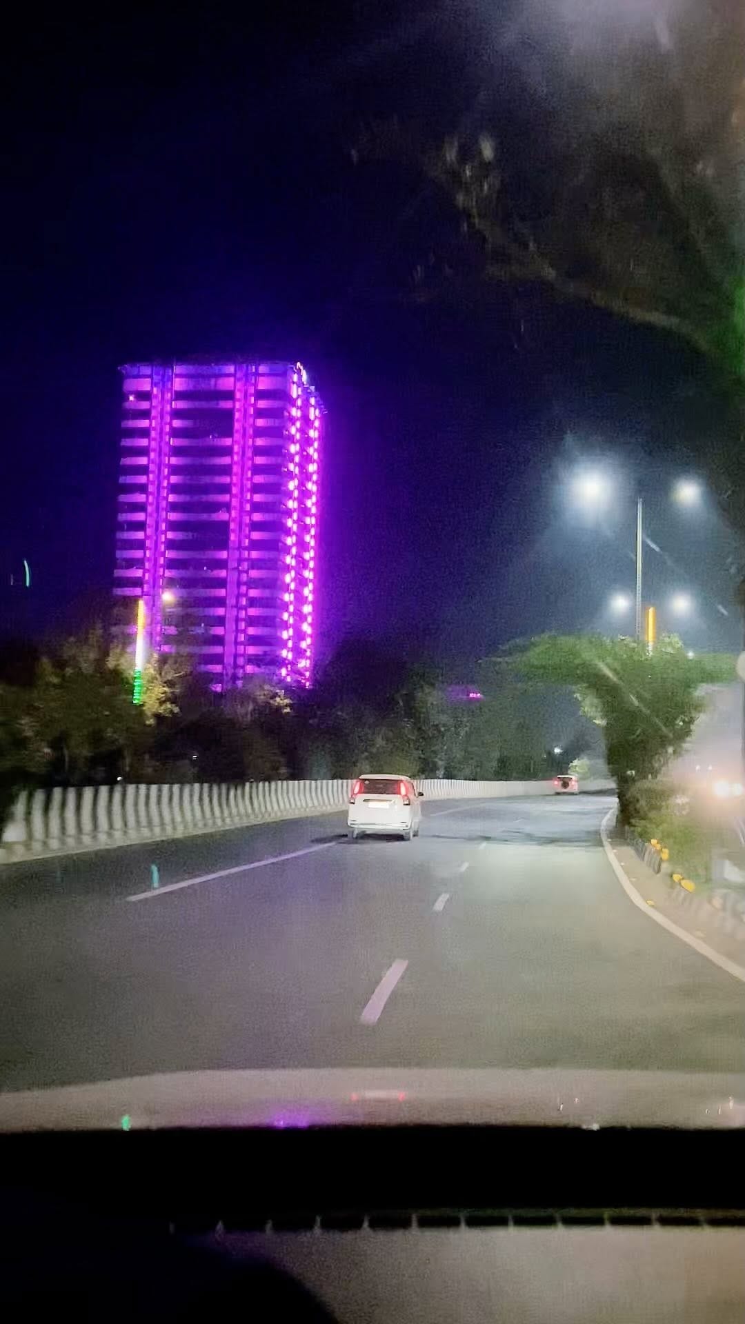 Post 4 by Abuzar Kamaal on Instagram (video)
