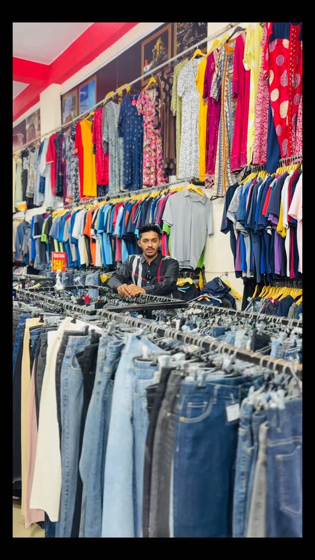Post 1 by SB branded sale on Instagram (video)