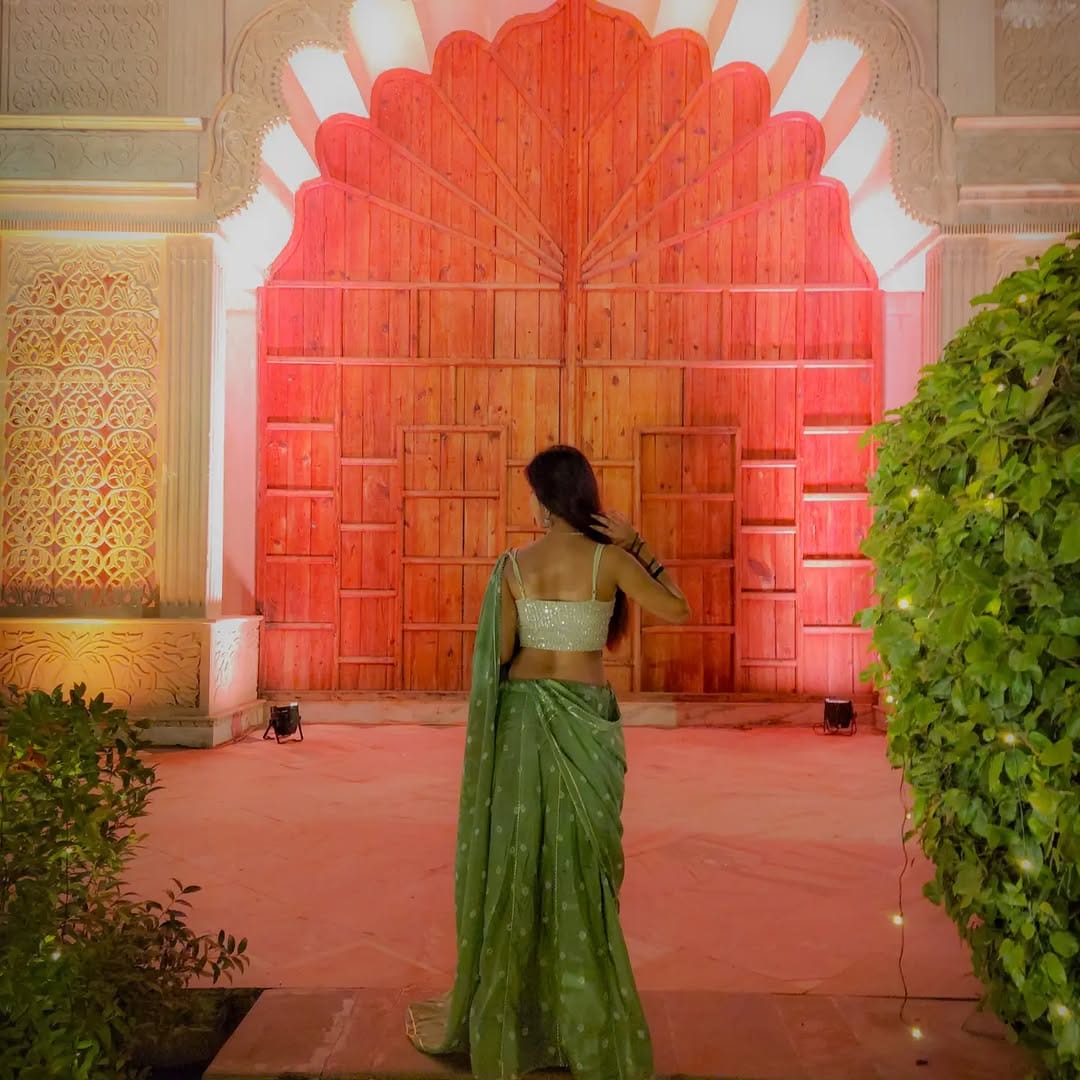 Post 9 by मोनिका राजपूत 🌙 on Instagram (carousel)