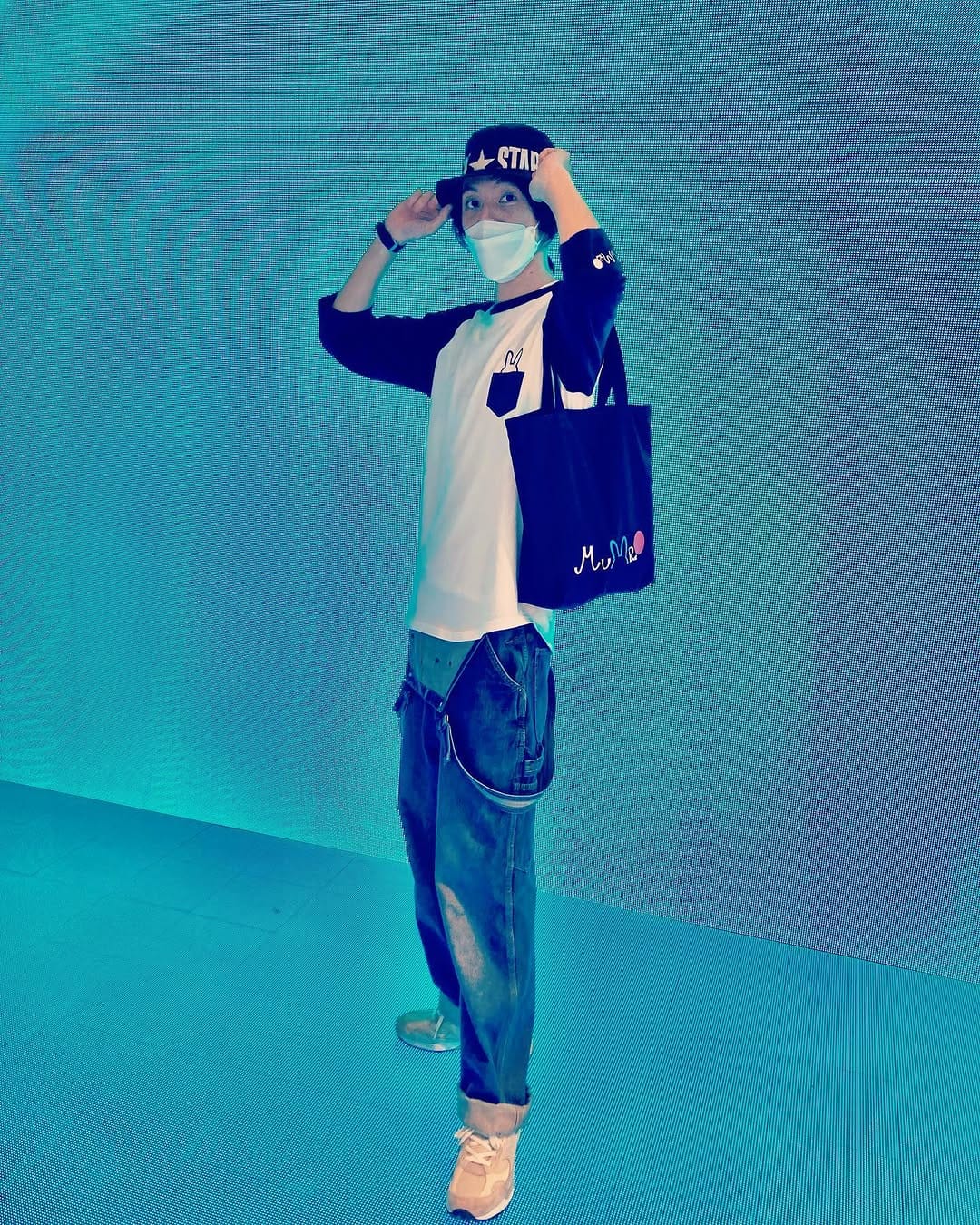 Post 10 by 室たつき Tatsuki Muro on Instagram (carousel)