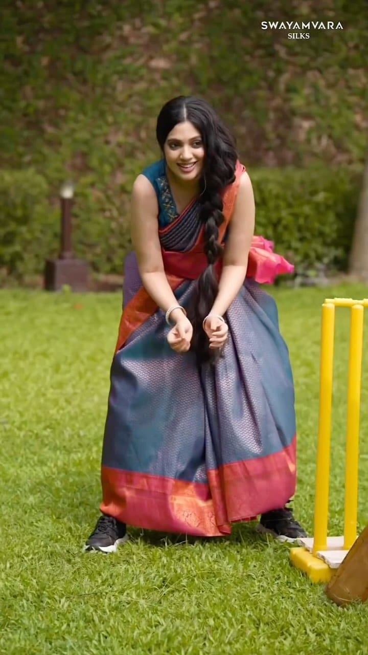 Post 10 by anikhasurendran on Instagram (video)