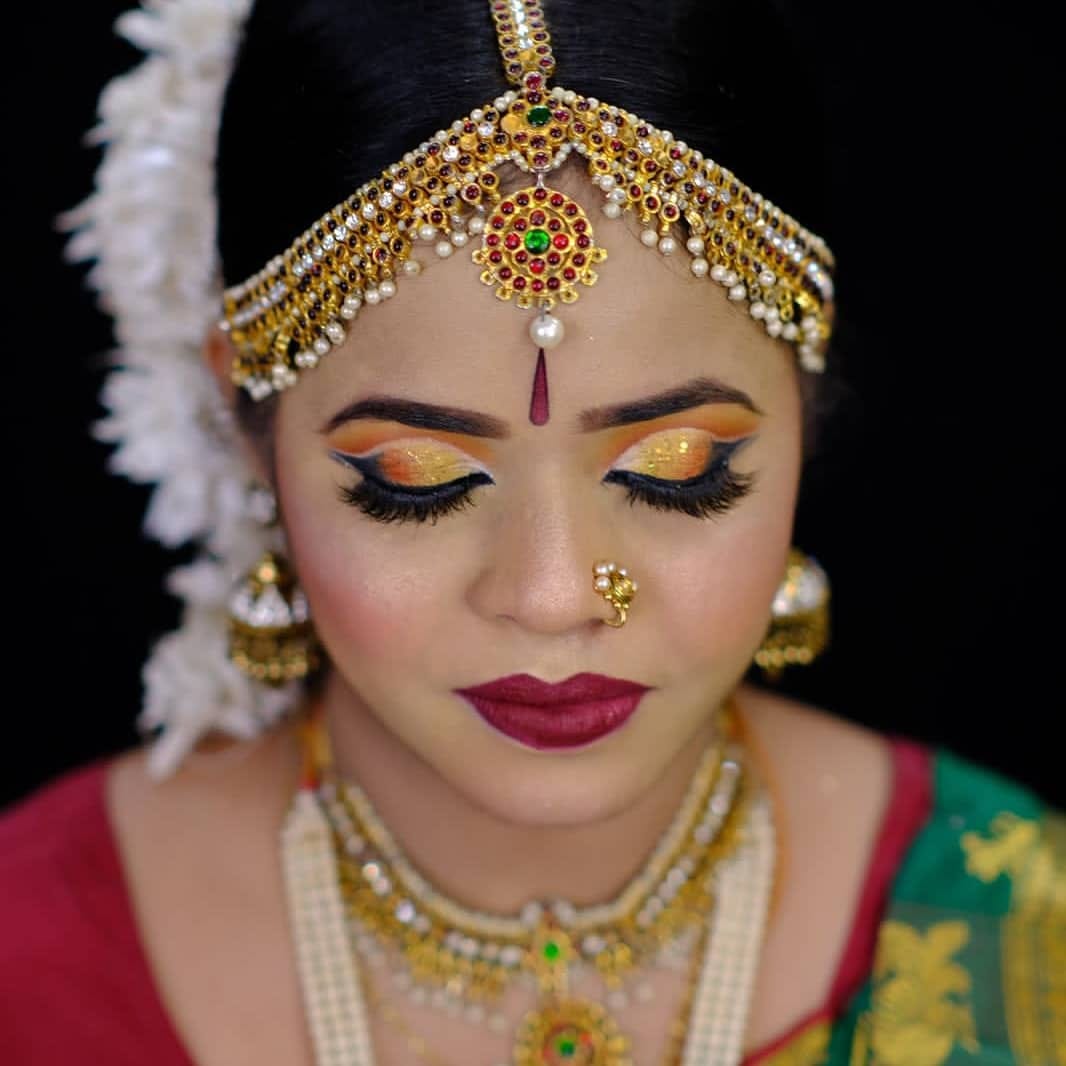 Post 10 by Rutuja Chavan on Instagram (carousel)