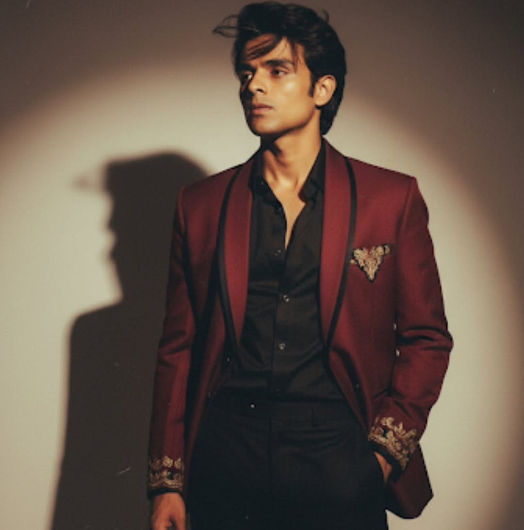 Post 4 by Deepak Jha on Instagram (image)
