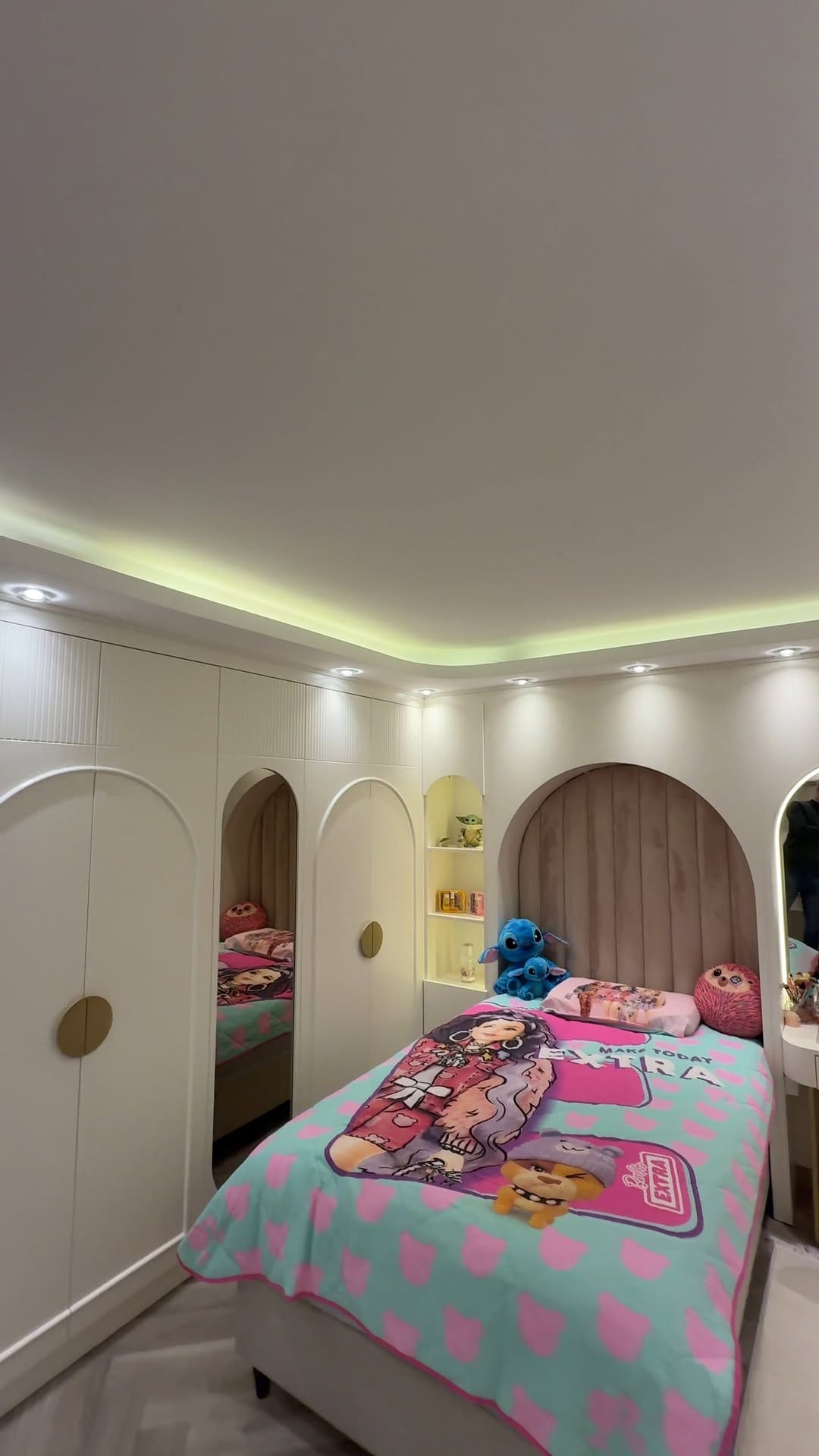 Post 7 by Özgen Home Design on Instagram (video)
