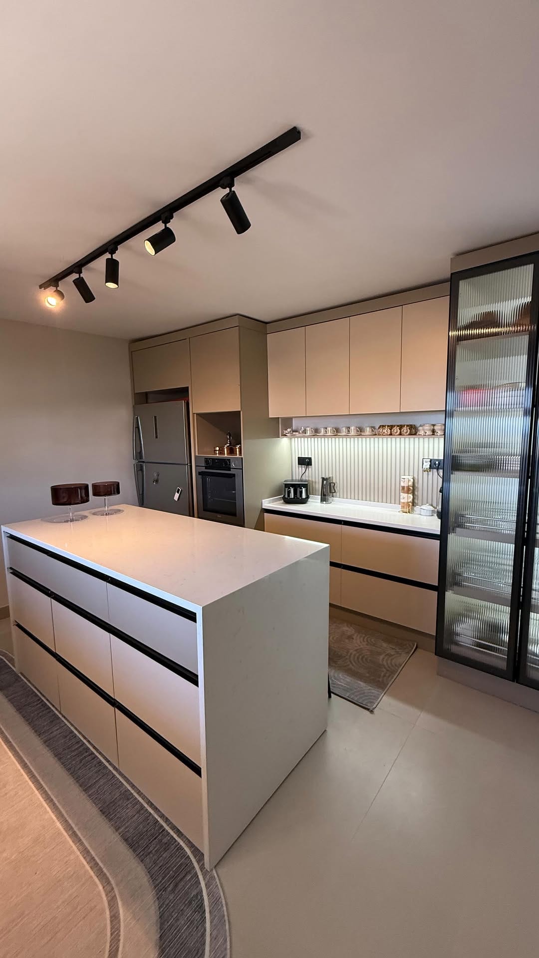 Post 1 by Özgen Home Design on Instagram (video)