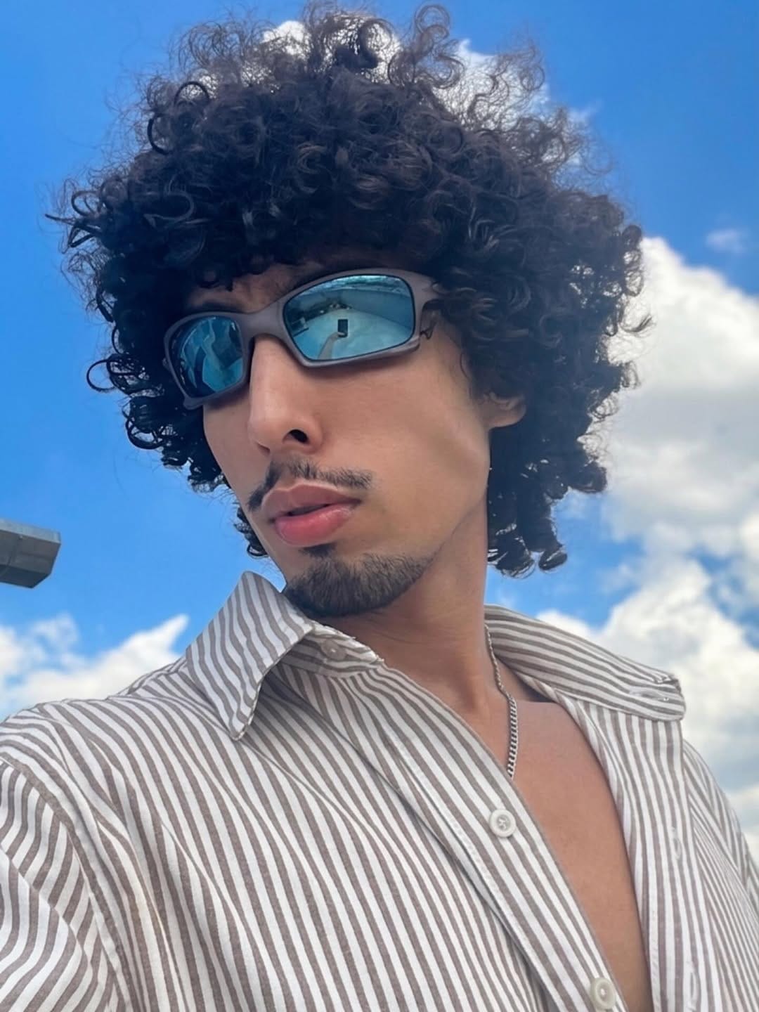 Post 6 by A  L  A  N  ‘C  A  R  L  O  S on Instagram (image)
