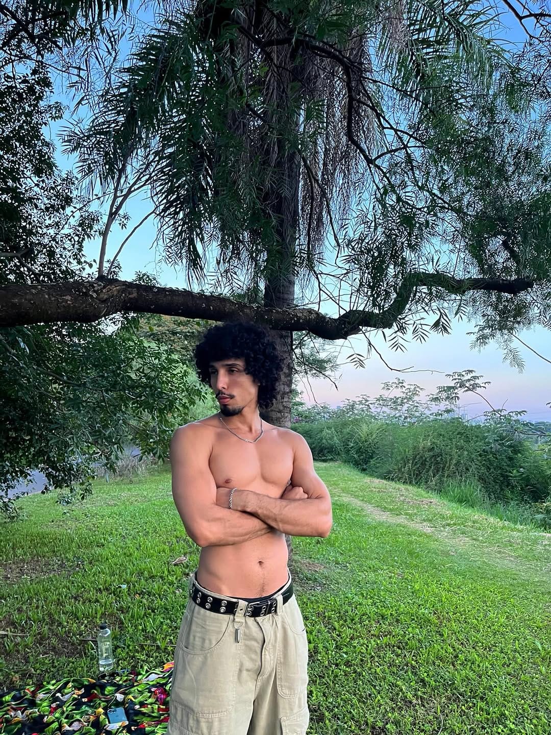 Post 10 by A  L  A  N  ‘C  A  R  L  O  S on Instagram (carousel)