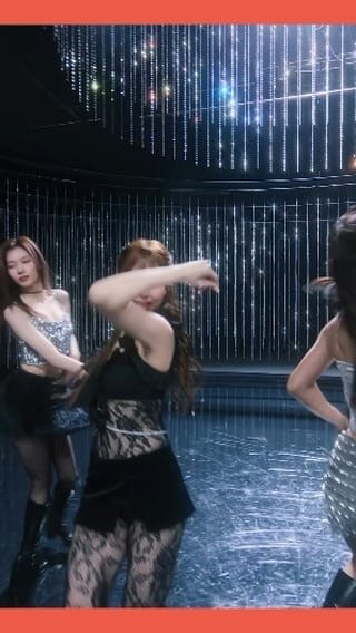 Post 6 by TWICE on Instagram (video)