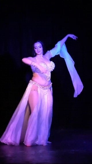 Post 2 by Belly Dance on Instagram (video)