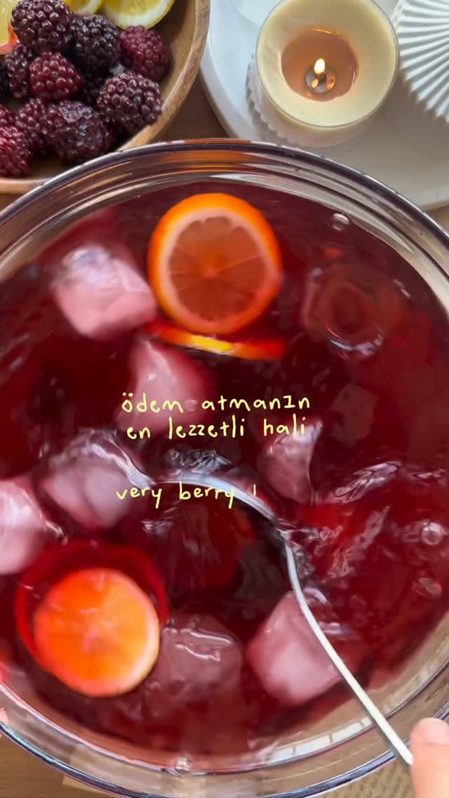 Post 3 by Ezgi Sena Turgut on Instagram (video)