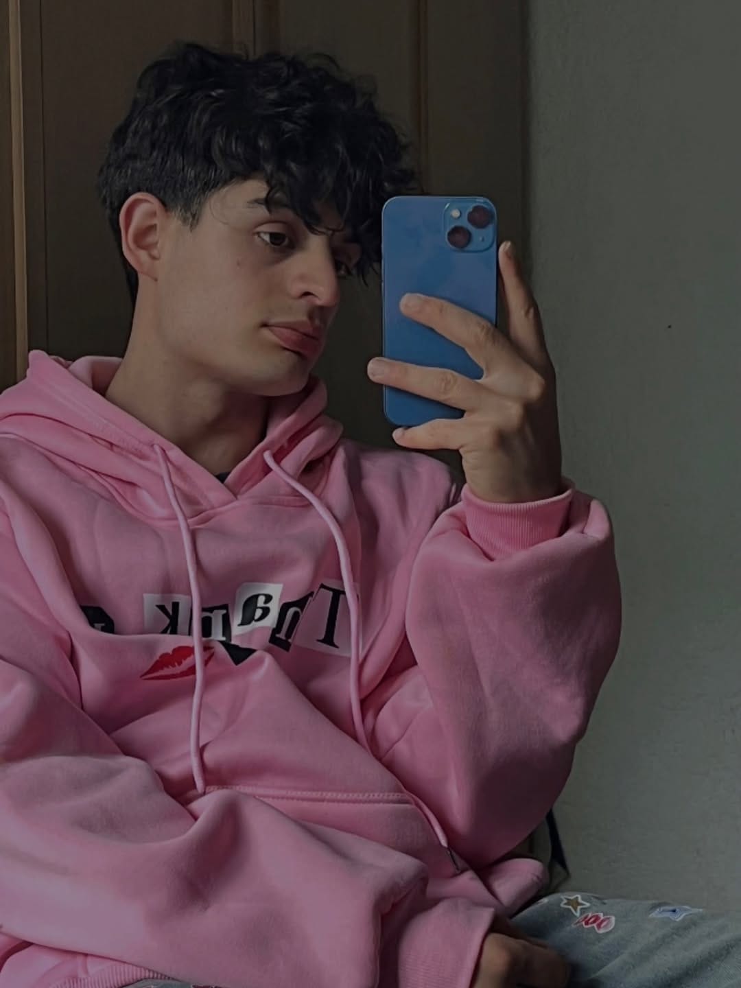 Post 5 by Felipe🧸🩵 on Instagram (carousel)